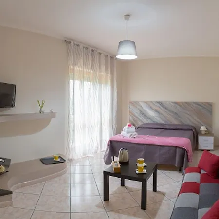 La Perla Dei Casali Bed & Breakfast 3*