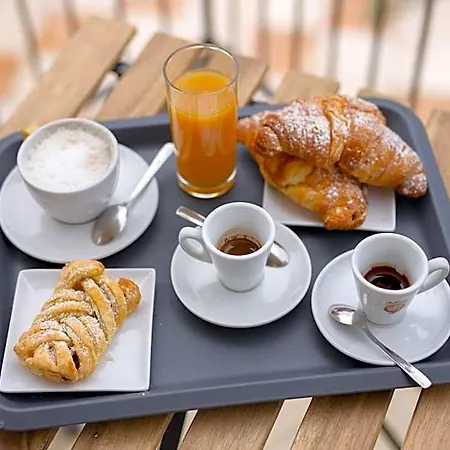 Bed and breakfast La Perla Dei Casali 3*